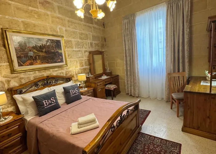 B&s 1940 House Of Character Zejtun, Malta *