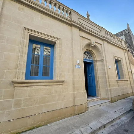 B&s 1940 House Of Character Zejtun, Malta *