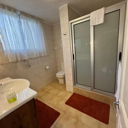 B&s 1940 House Of Character Zejtun, Malta *