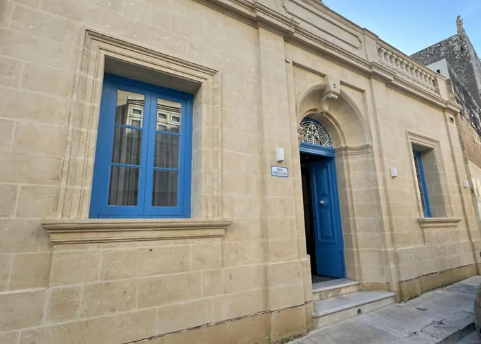 B&s 1940 House Of Character Zejtun, Malta *