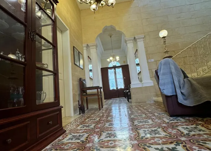 B&s 1940 House Of Character Zejtun, Malta